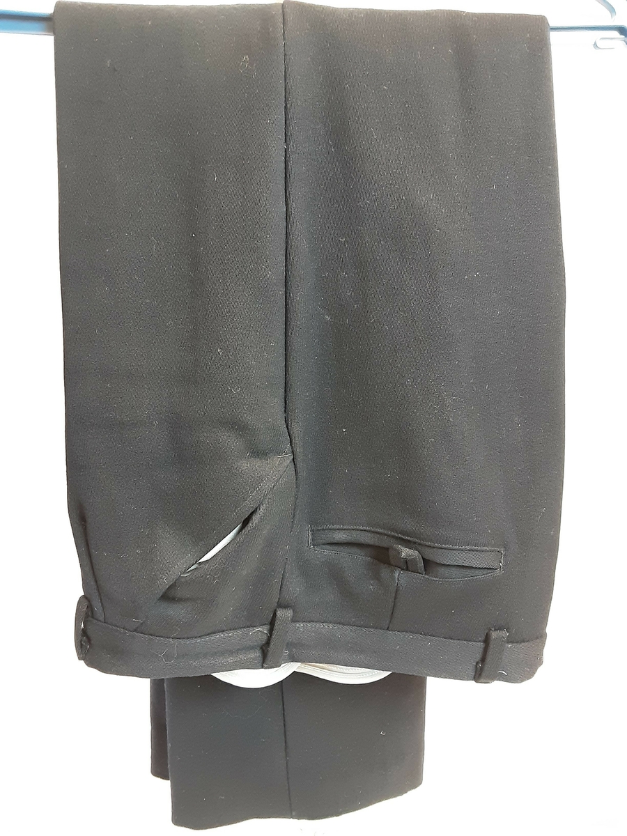 Uniform brukt av brannmester; 3 stjerner. Hedemarken interkommunale brann-og feiervesen, 1988.