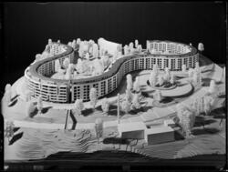 MODELL: KARLSKRONA, SLINGRANDE HUSKROPPAR