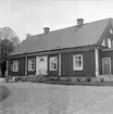 Hogstad Herregård, uppförd omkring 1840. Här dokumenterad av Östergötlands museum 1960.