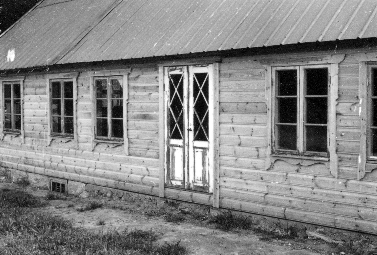 Laholm. Hasslövs sn. Den blivande hembygdsgården under restaurering.