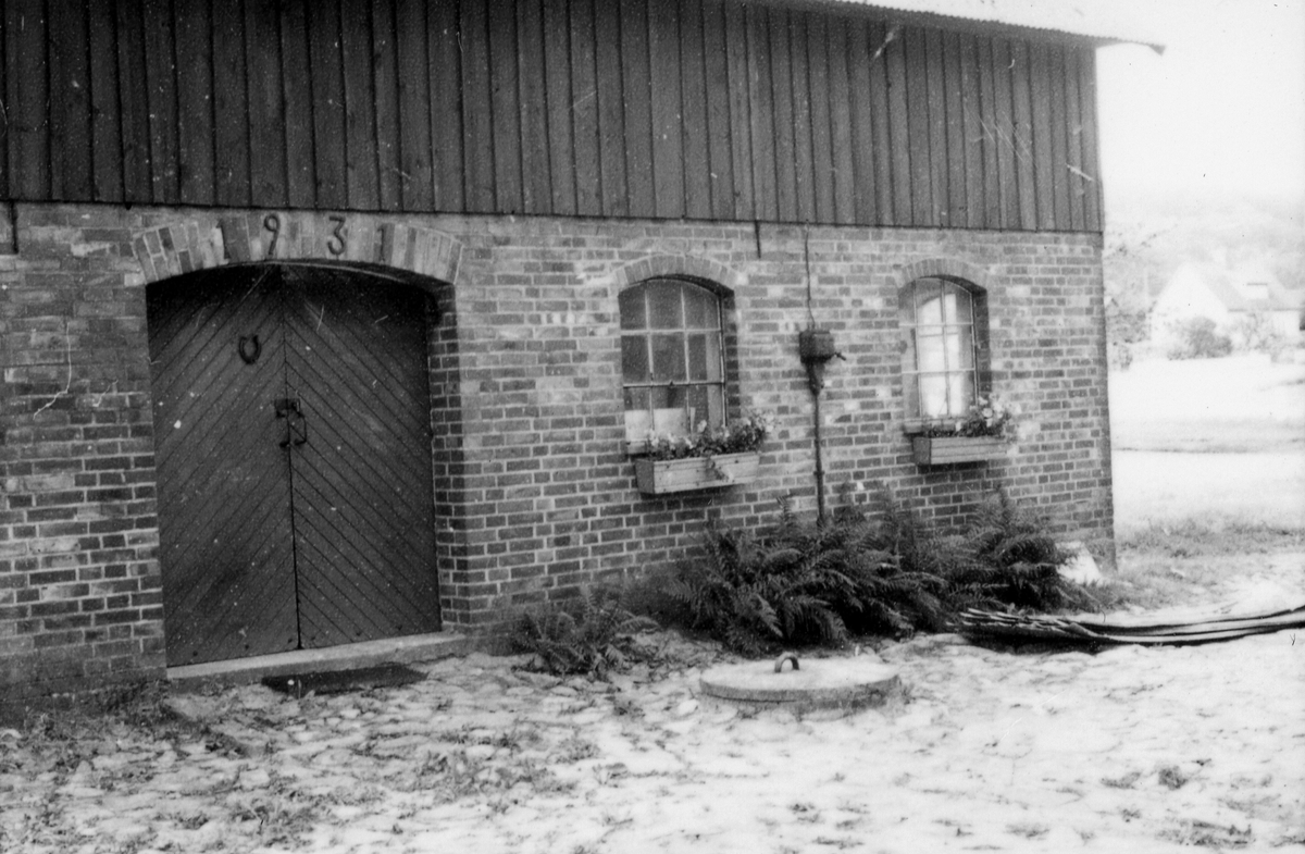 Laholm. Hasslövs sn. Den blivande hembygdsgården under restaurering.