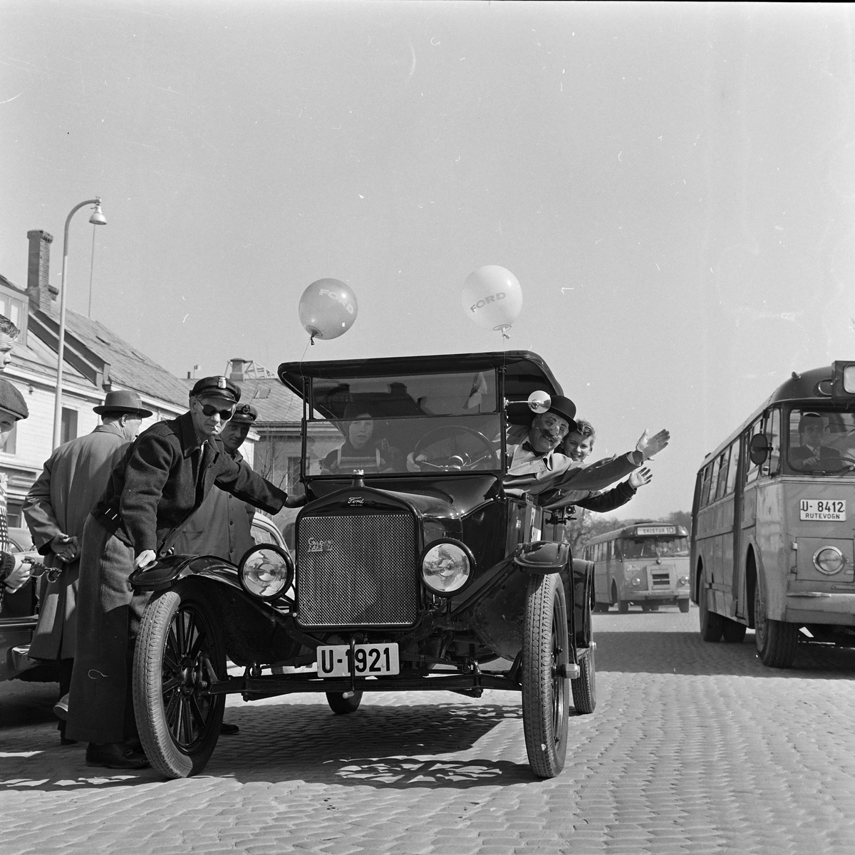 Jubileumsparade for Ford