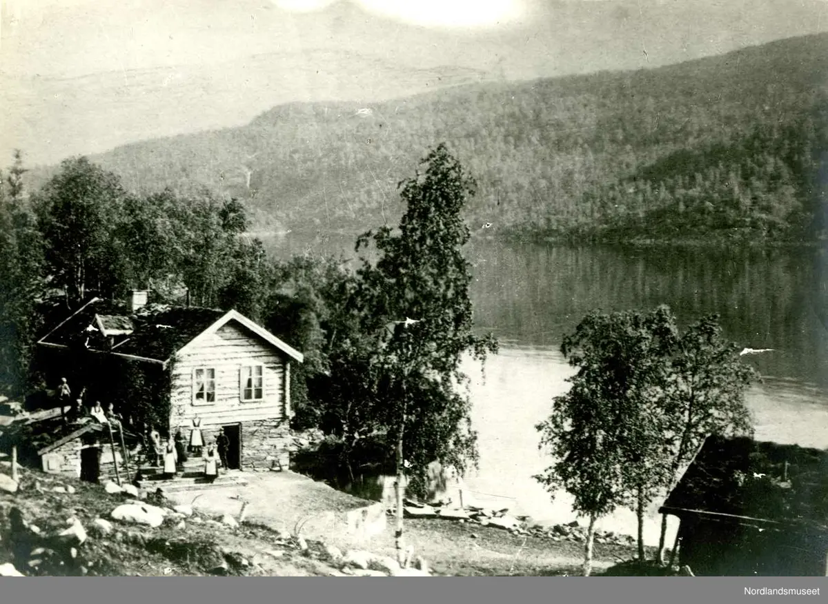 Furulund. 
Messa og litt av Gammelbrakka. Ca 1888. 

Foto Ukjent.