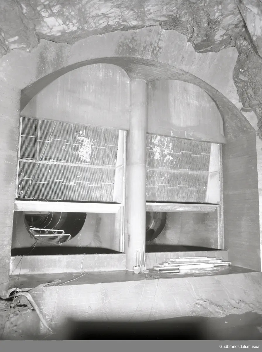 Vinstra kraftselskap, Interiør fra tunnel