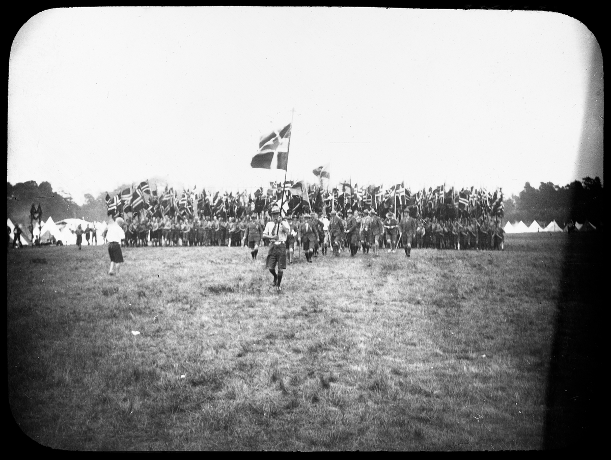 Speidere. Landsleir i Mandal 1932. Flaggborgen.