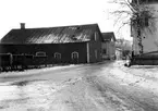 Spruthuset vid Hovsgatan, rivet på 1940-talet. Tomt nr 1.