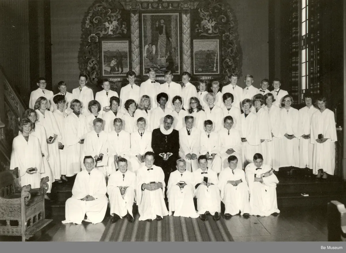 Konfirmasjonsbilde 1965 (For namn, sjå under Andre opplysningar lenger ned på sida)