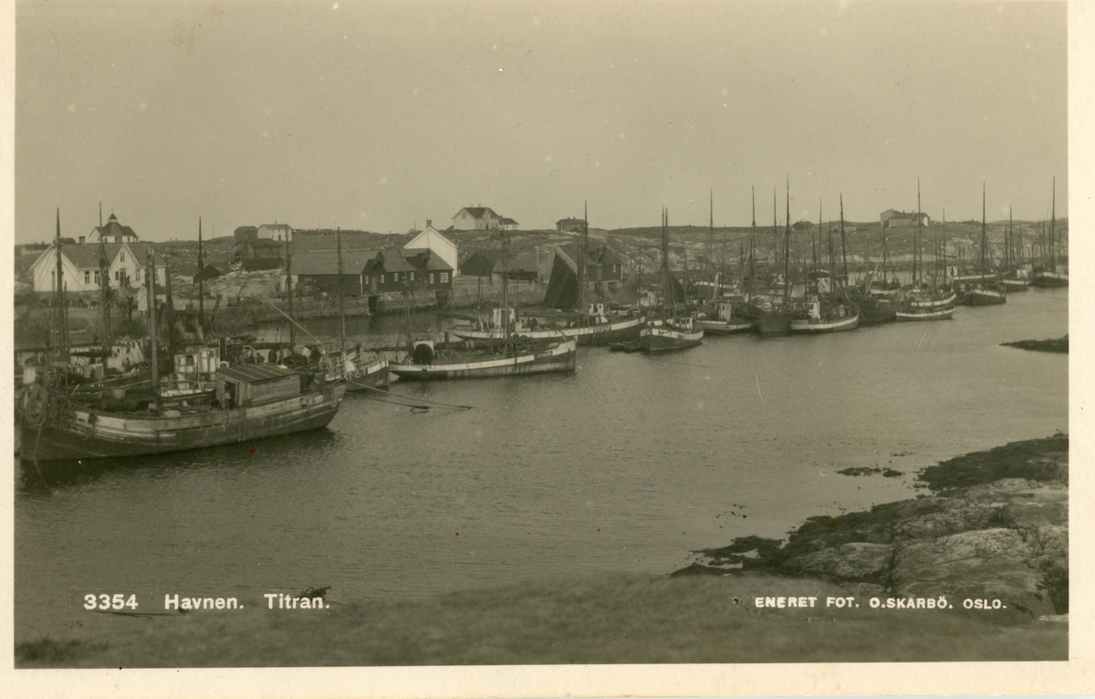 Prospektbilde : havneområde, Titran, Frøya
