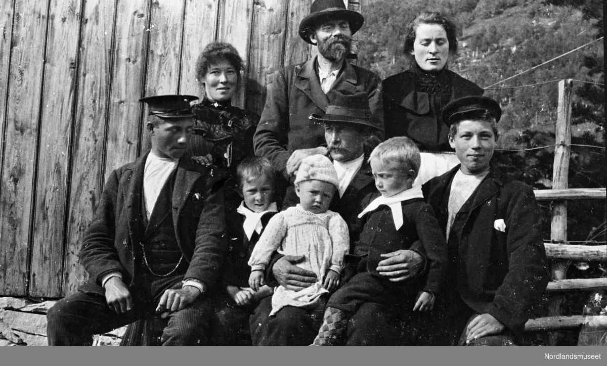 Familie fra Hamarøy.