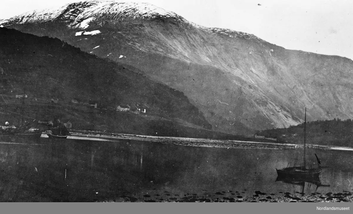 Tørfjorden fra Torkilseng 1907.