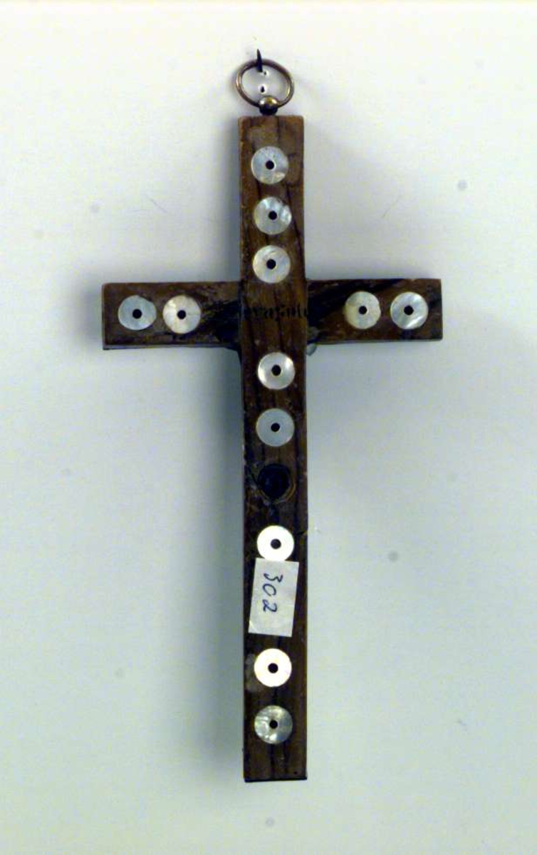 Kristus henger på korset.