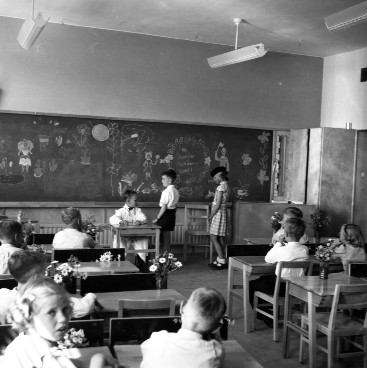 Skolavslutning i Linnéskolan.
Skola. Examen. KLassrum. Avslutning. Grundskolan.