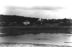Järnvägsstationer i Halland