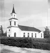 Hemsö kyrka, belägen på Hemsö vid Ångermanälvens utlopp. Kyrkan uppfördes åren 1859-1865 i den takt som en mager kyrkokassa och bönders och torpares fixerade antal dagsverken medgav. Lillklockan i vapenhuset har tidigare varit hamnklocka i byn Prästhus, Hemsö. Kyrkan är uppförd i trä med vitmålad lockpanel, den har torn och rundbågiga småspröjsade fönster. Sadeltaket täcks av svartmålad plåt. Predikstolen är gjord av Lars Erik Hofre´n 1864 och belägen ovanför altaret. Kyrkan restaurerades 1987-88. Öns tidigare kapell var uppfört under 1500-talet och stod i Utanö, men flyttades 1845 till den nuvarande kyrkplatsen.