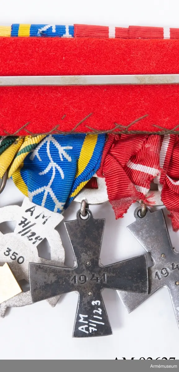 Grupp: M II.
Frihetskors, 4 klass, med svärd. 1941.