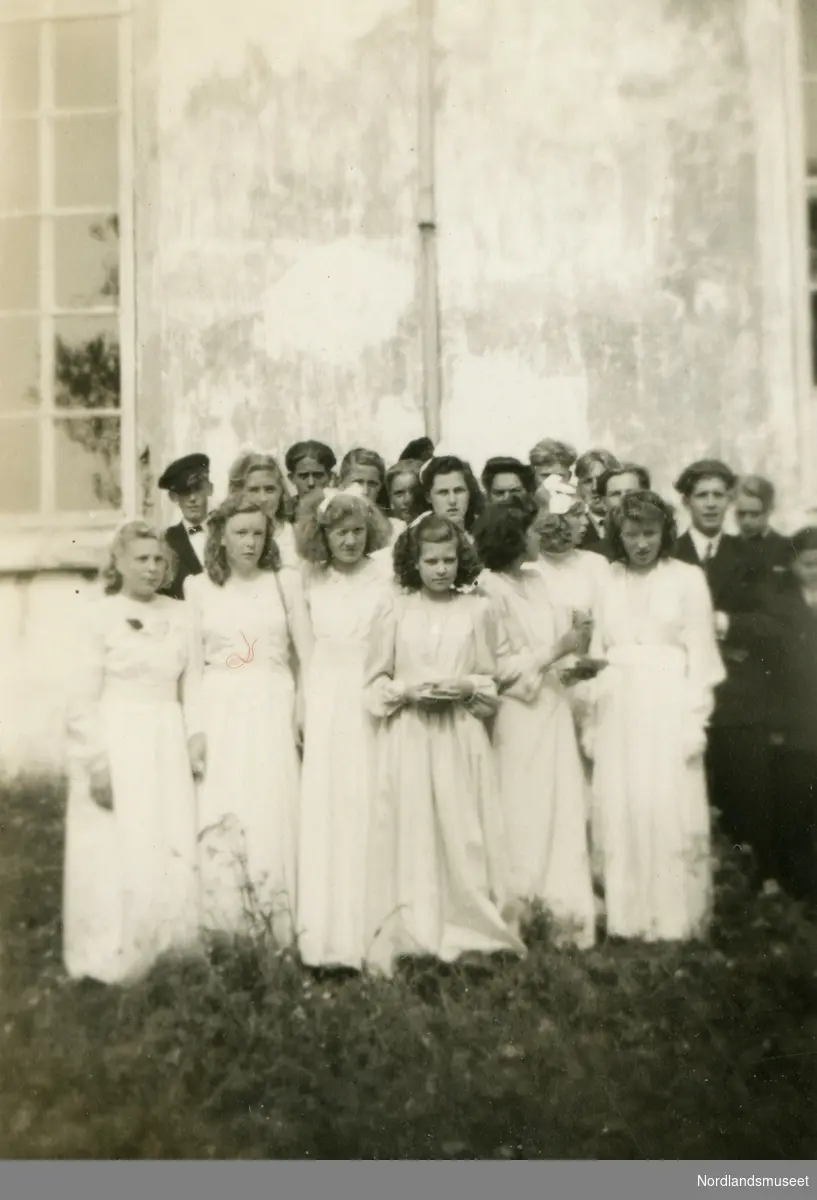 Konfirmasjon i Steigen kirke i 1947.