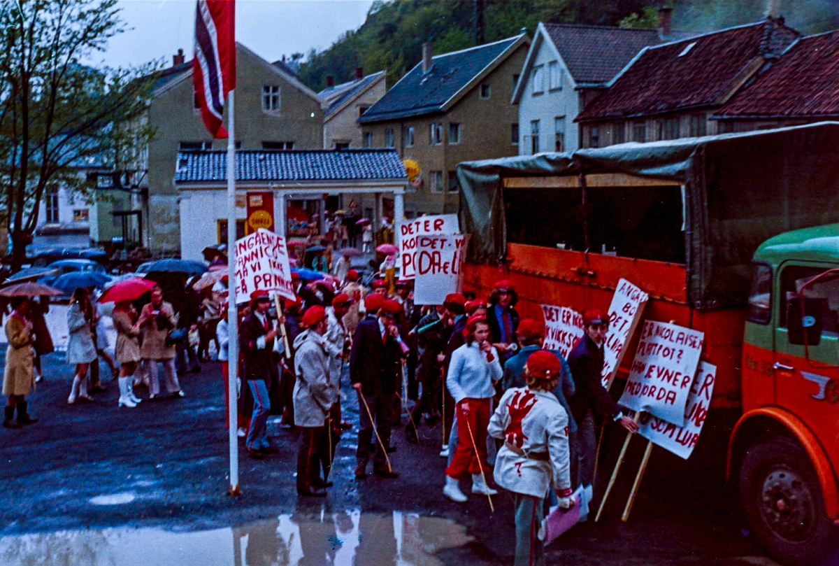 Russen fra Kragerø gymnas,1971. Appell fra Kirkehaugen,