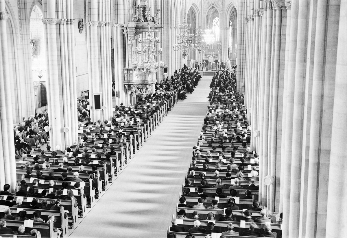 Invigning, Olof Herrlin domprost, Uppsala domkyrka 1952