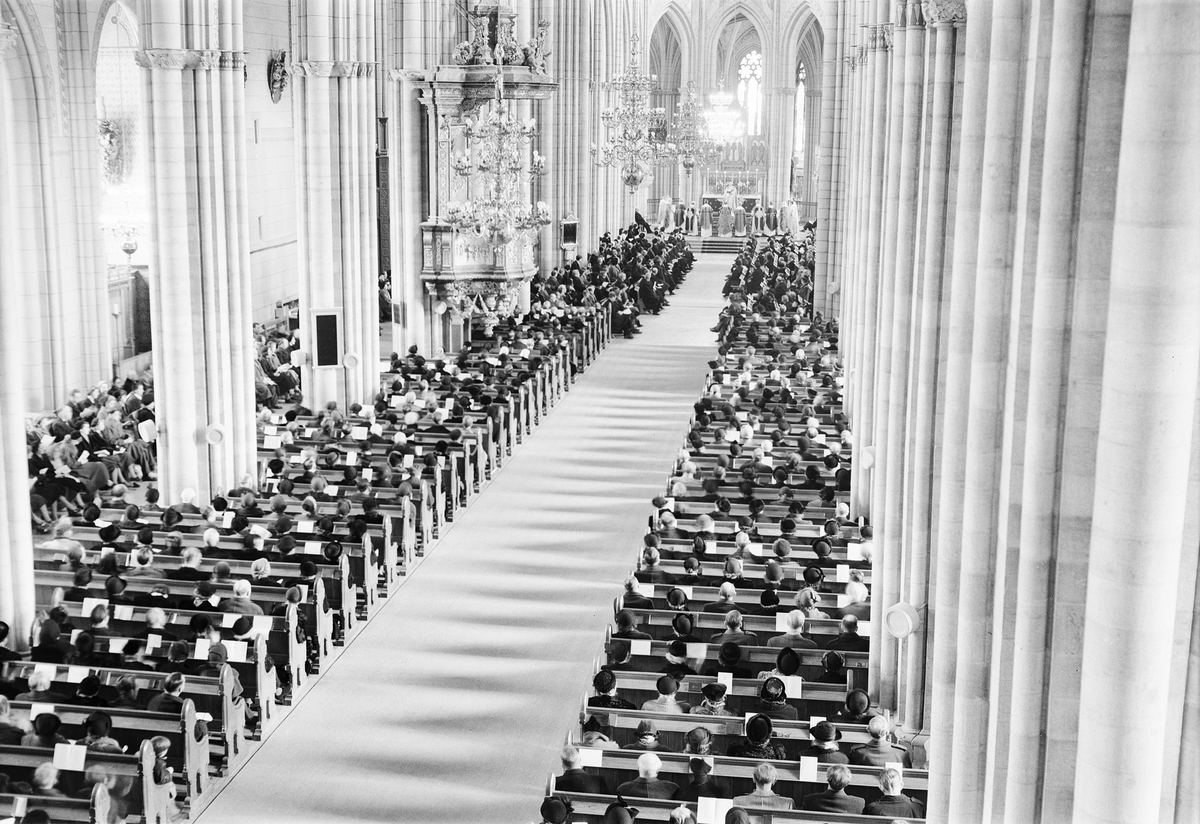 Invigning, Olof Herrlin domprost, Uppsala domkyrka 1952