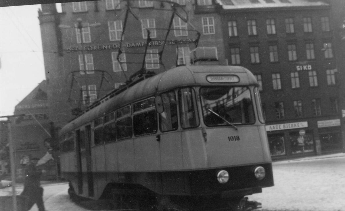 Ekebergbanen, nr. 1018, Jernbanetorget, sporsløyfe 3. 