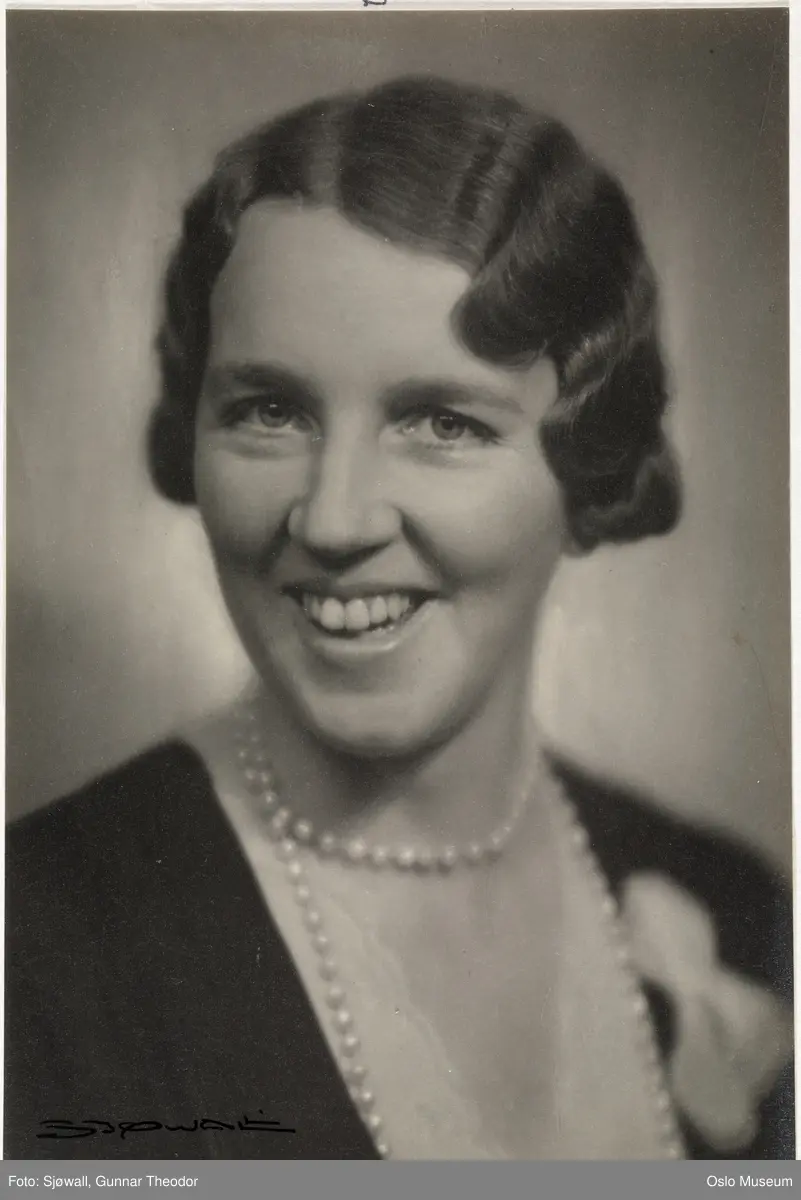 portrett, kvinne, brystbilde