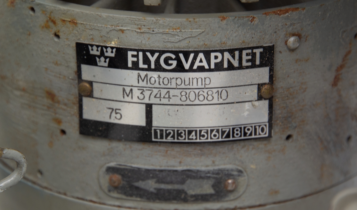 2st motorpumpar monterade på metallställning, 3 fas 50Hz