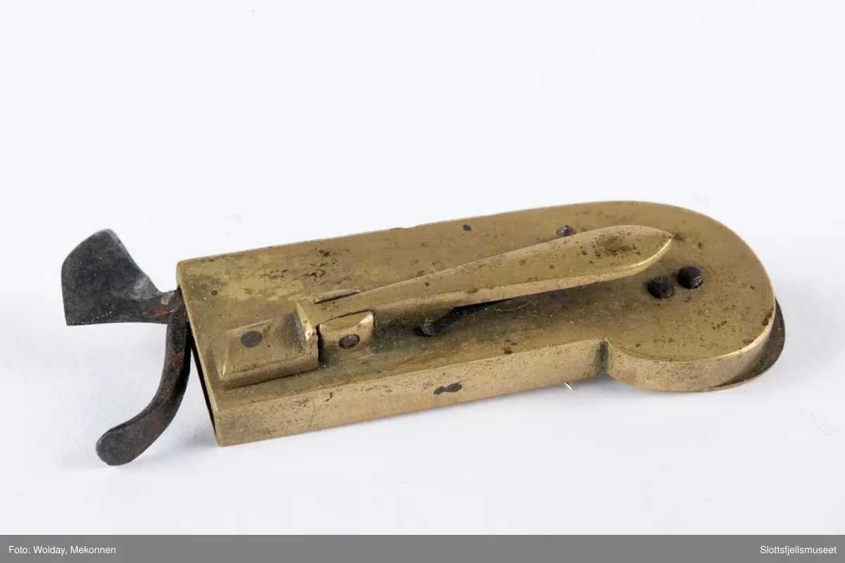 Ligger i et etui