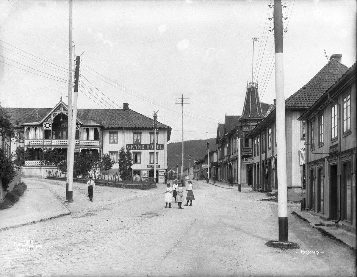 Kongsberg - Storgaten  Grand hotel 4.aug. 1903