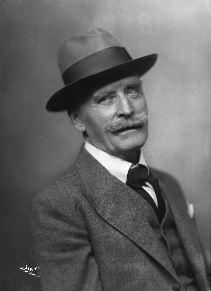 Portrett av Knut Hamsun. Fotografert 08.09.1933.