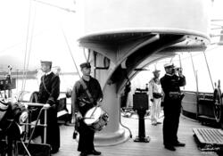 Prot: Horten klar til Slag paa broen