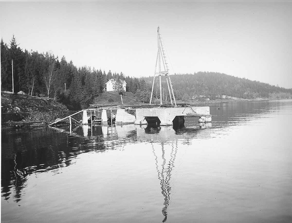 Sementbrygge ved Slemmestad.