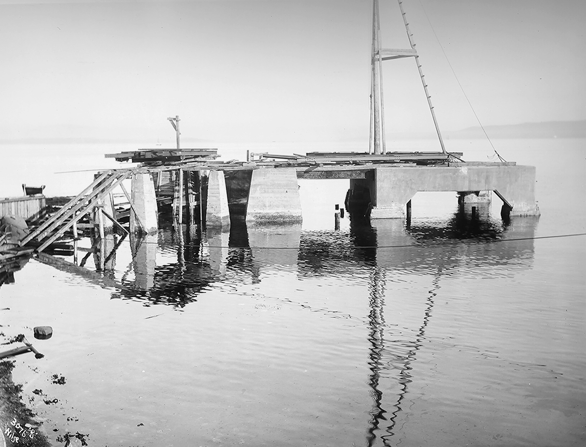 Sementbrygge ved Slemmestad.