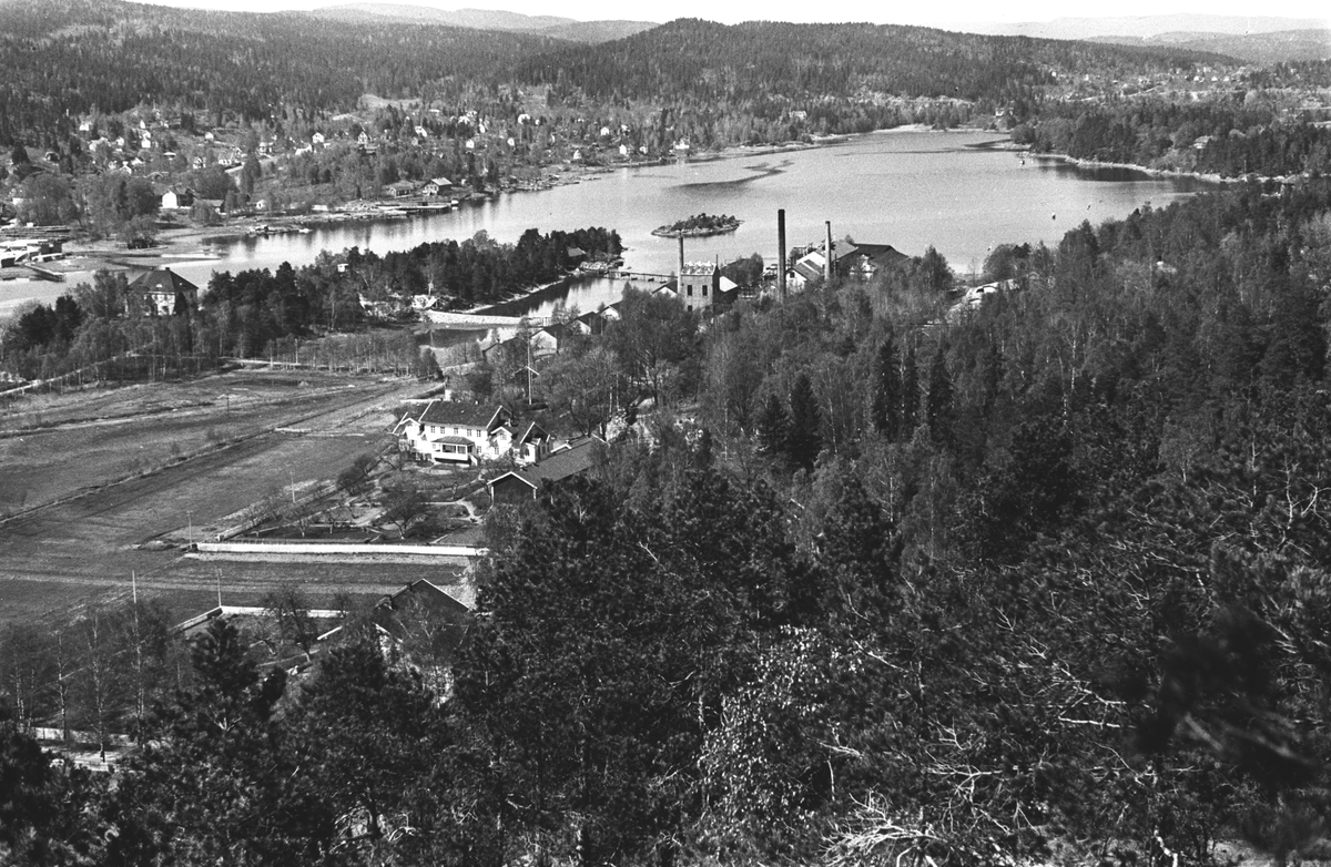 Område ved Engene i Sætre med dynamittfabeikk. Fotografert 1942.