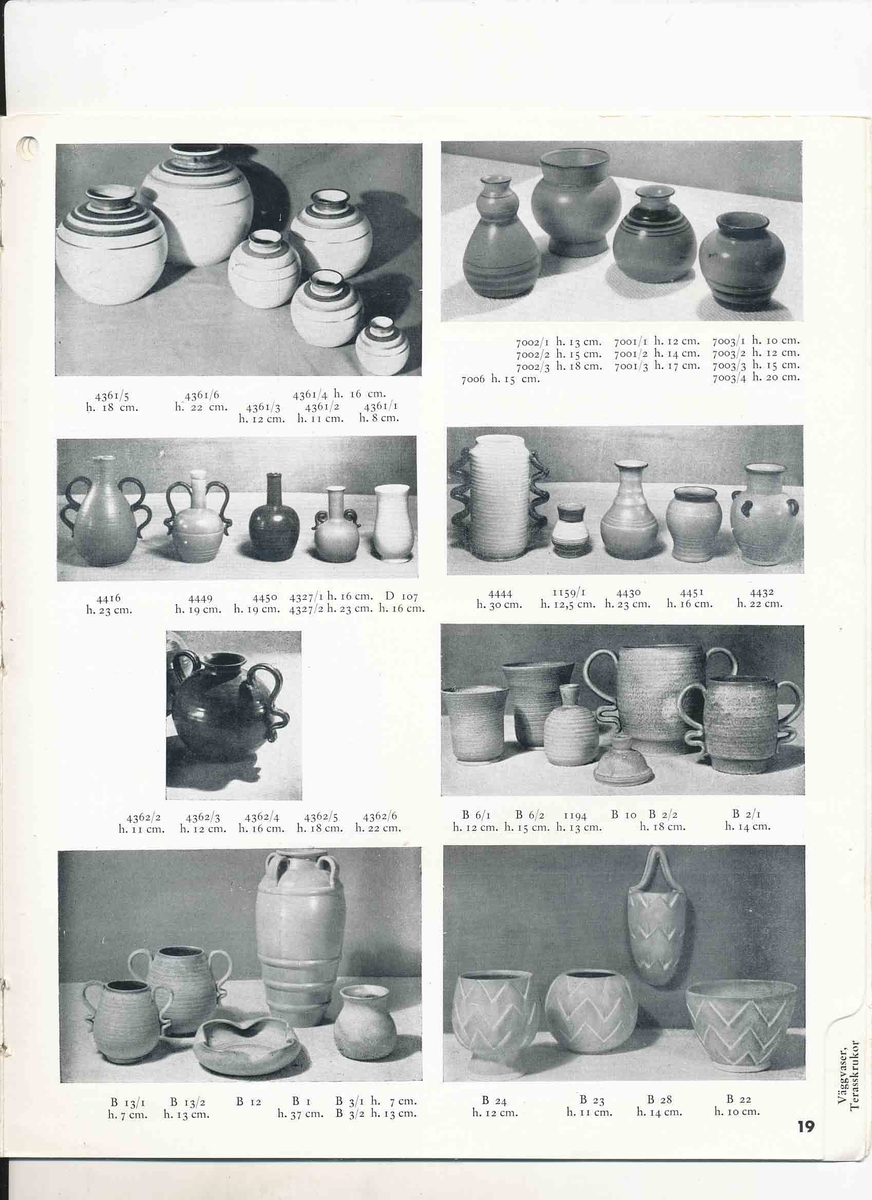 Priskurant från Bo Fajans 1941 över konstglaserade dekorativa fajanser, terrassurnor, vaser, skålar, blomkrukor och "trevliga ugnseldfasta hushållsfajanser".