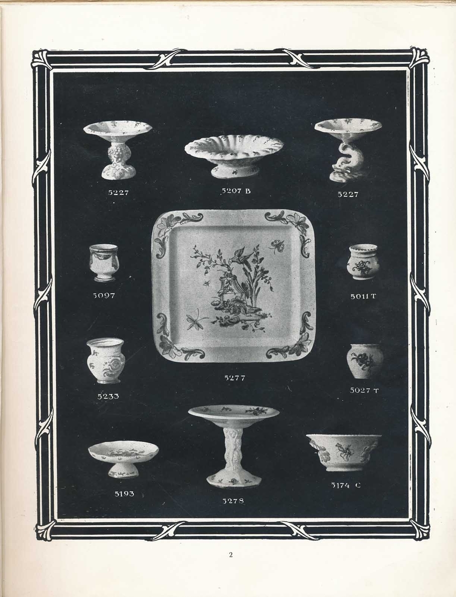 Produktkatalog över Gabrielfajanser från Bobergs Fajansfabrik AB. Innehåller föremål av Gabriel Burmeister som arbetade vid Bobergs fajansfabrik 1922-1925. Han grundade sin egen fabrik i Timmernabben 1925, Gabriel Keramik.