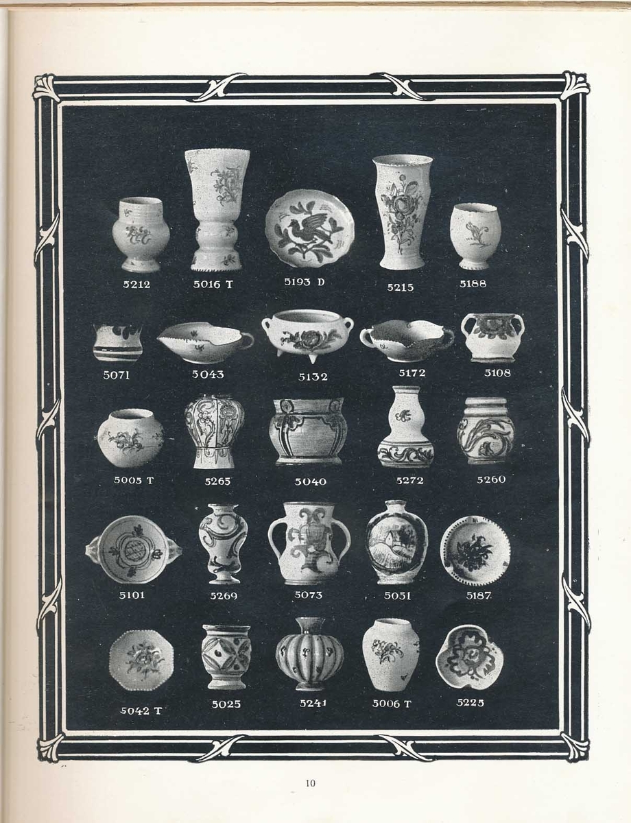 Produktkatalog över Gabrielfajanser från Bobergs Fajansfabrik AB. Innehåller föremål av Gabriel Burmeister som arbetade vid Bobergs fajansfabrik 1922-1925. Han grundade sin egen fabrik i Timmernabben 1925, Gabriel Keramik.