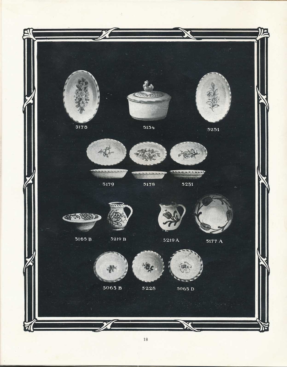 Produktkatalog över Gabrielfajanser från Bobergs Fajansfabrik AB. Innehåller föremål av Gabriel Burmeister som arbetade vid Bobergs fajansfabrik 1922-1925. Han grundade sin egen fabrik i Timmernabben 1925, Gabriel Keramik.