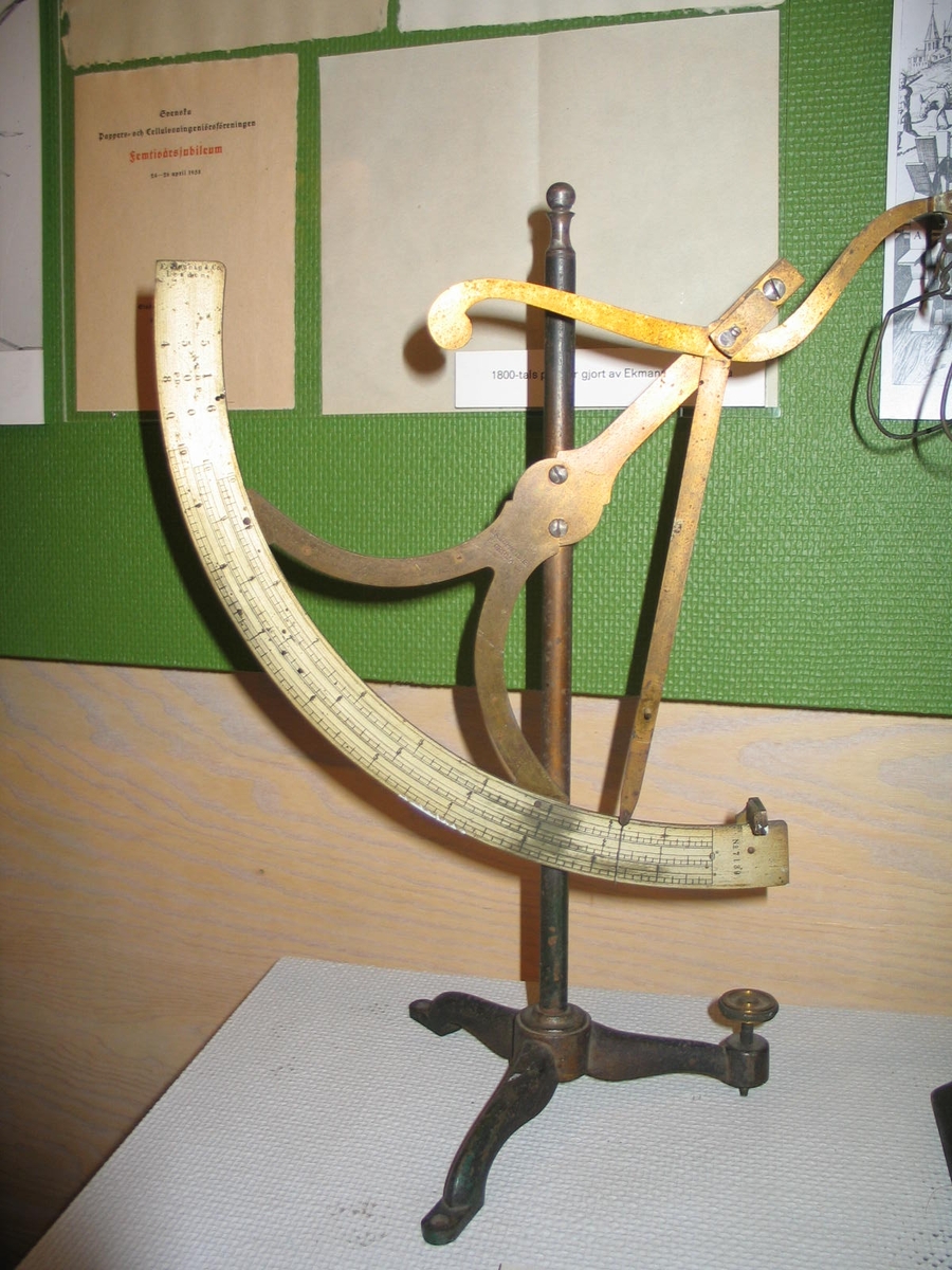 Pappersvåg, brevvågskonstruktion. (Carl Daniel Ekman).