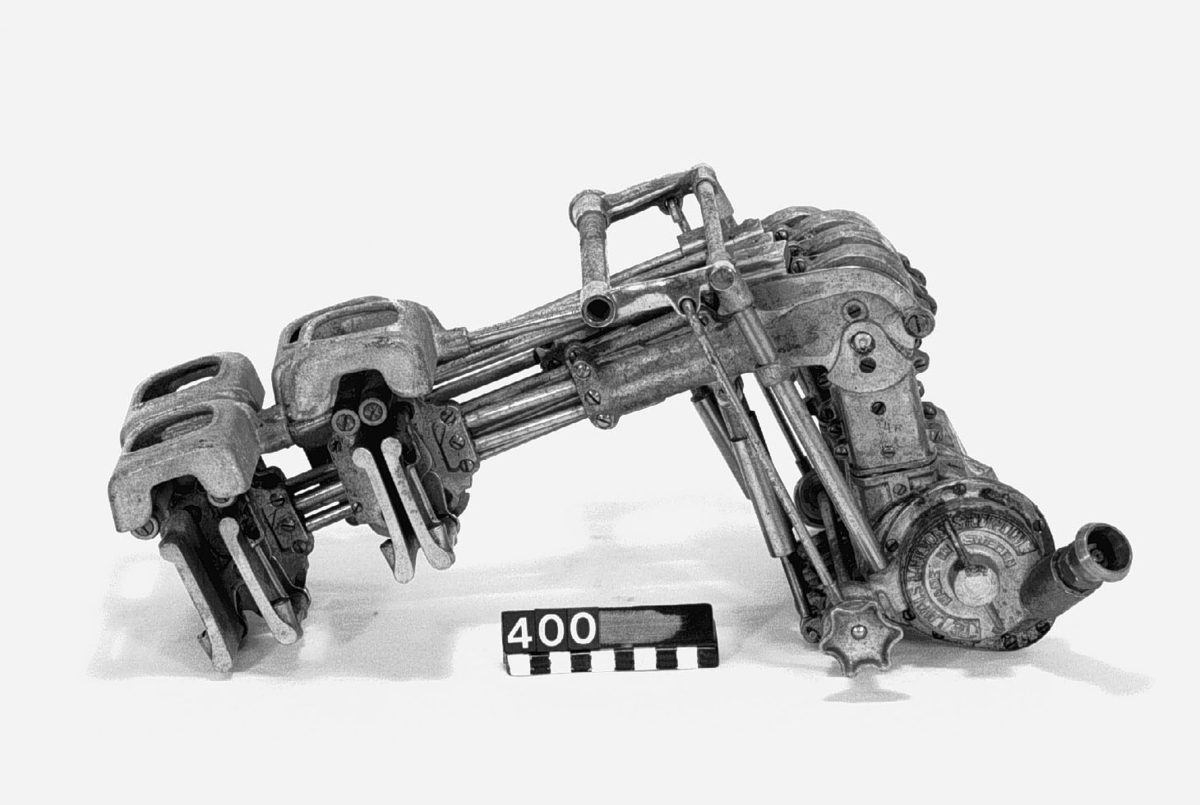 Laktator. Märkt: "DE LAVALS LAKTATOR Made in Sweden", "204".