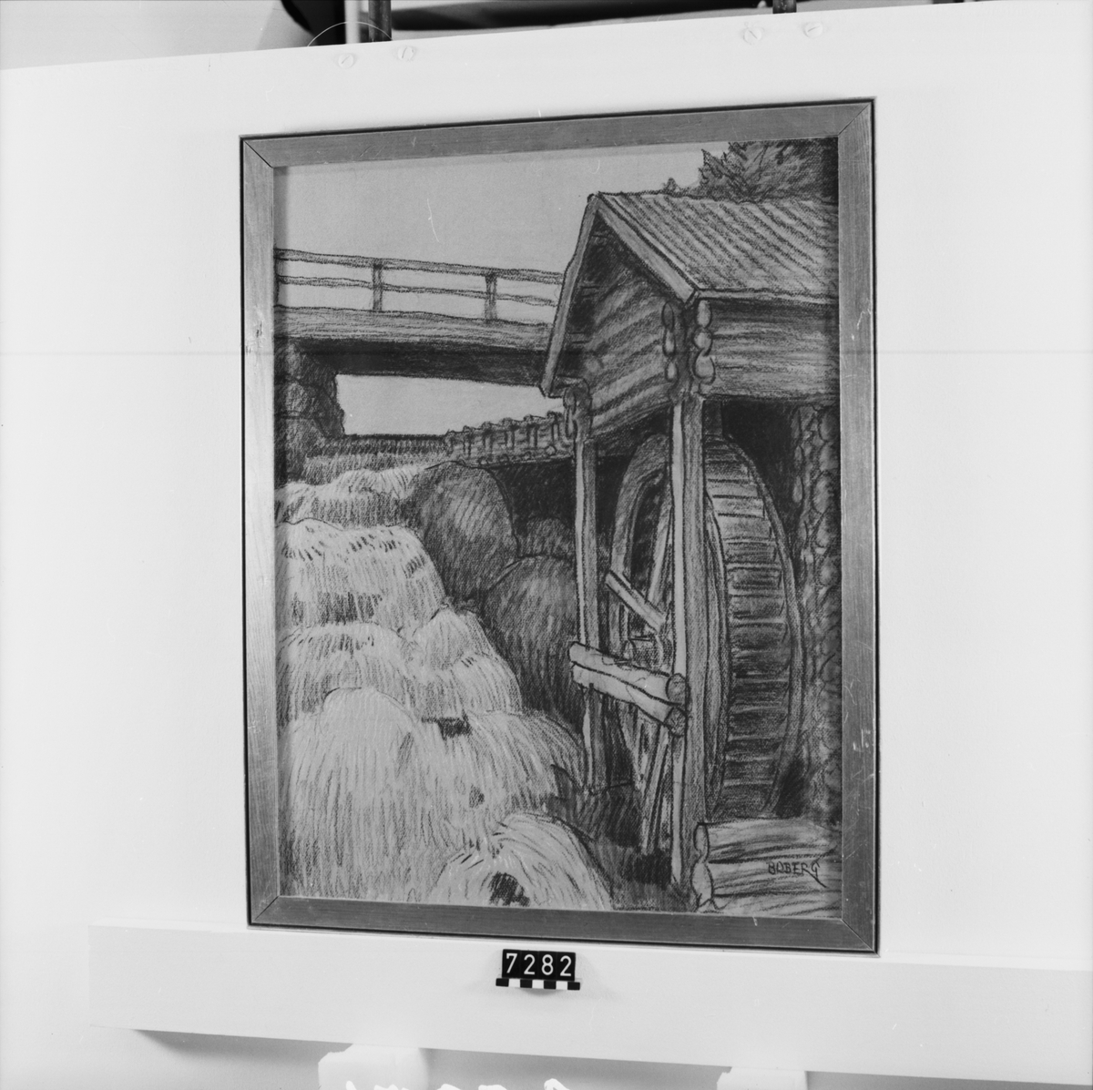 Signerad: "Bobrg". På tavlans baksida: "Kvarn och stamp vid Bodrillån# (Ångermanland) 1924". "Ferdinand Boberg". I glas och förgylld ram.