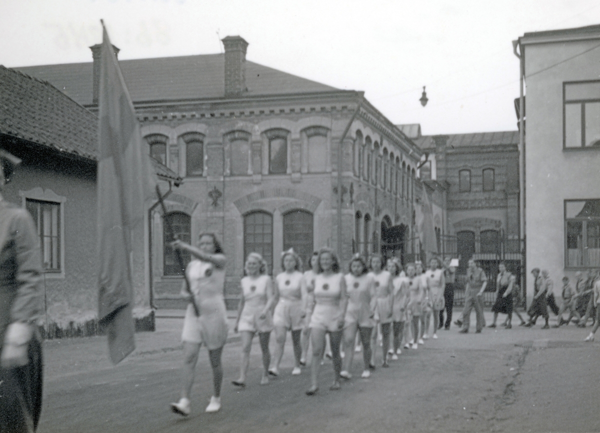 Gymnastikparad vidOtto Hallströms väg