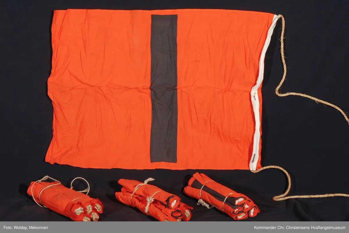 Flagg nr. 1. Brukt for å merke hval.