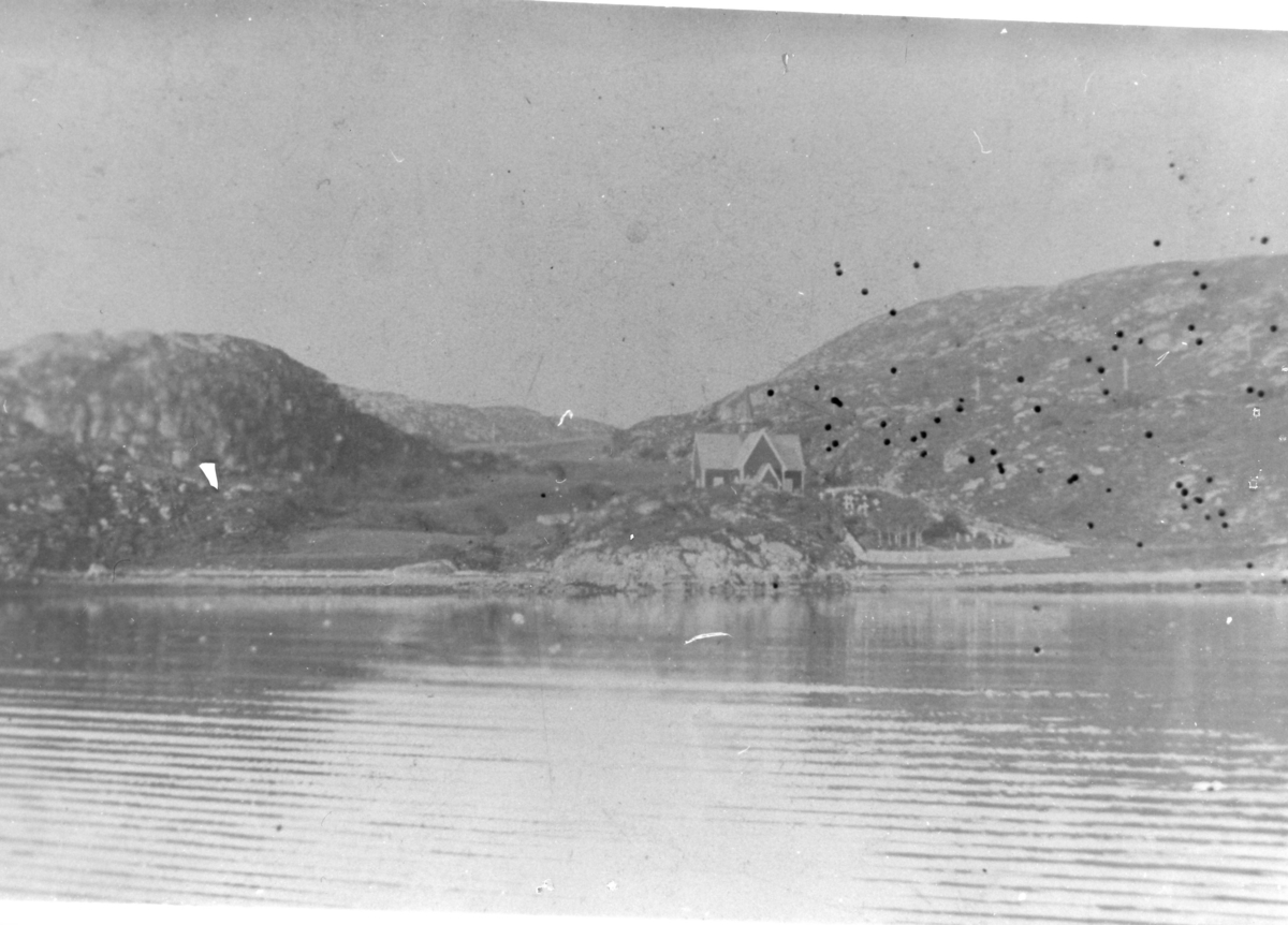 Fillan kirke, sett fra sjøen, Fillvågen, 1903-04