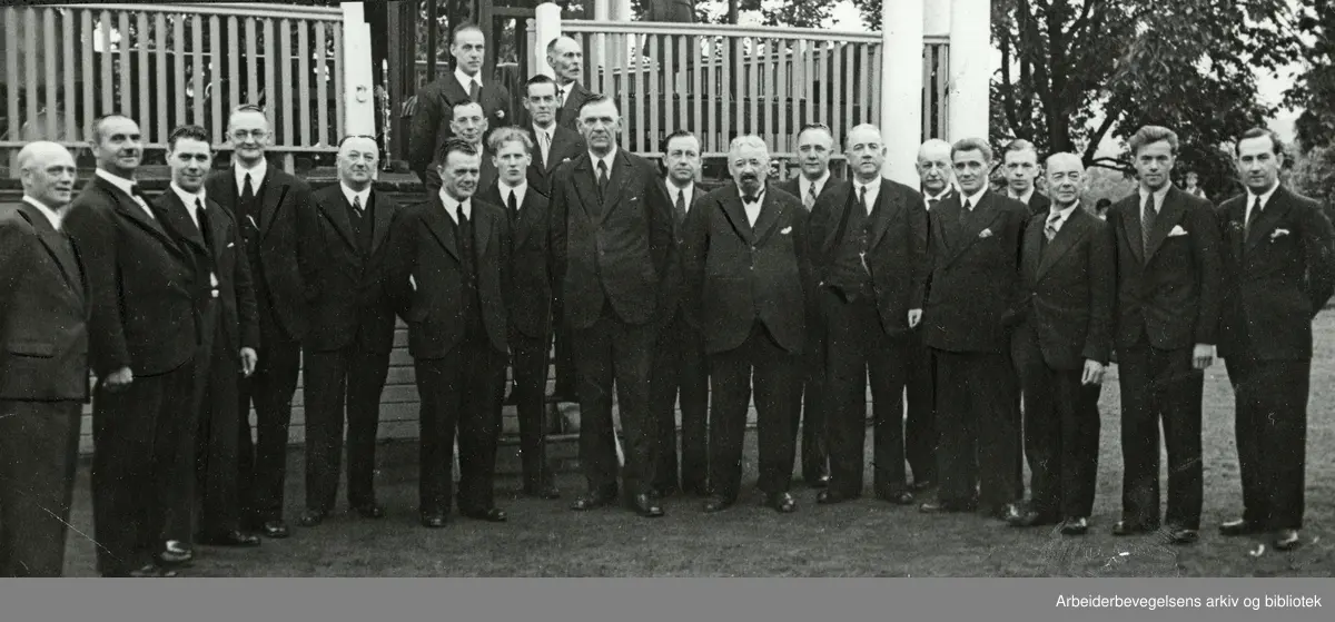 Oslo Janitsjarkorps. Juni 1937