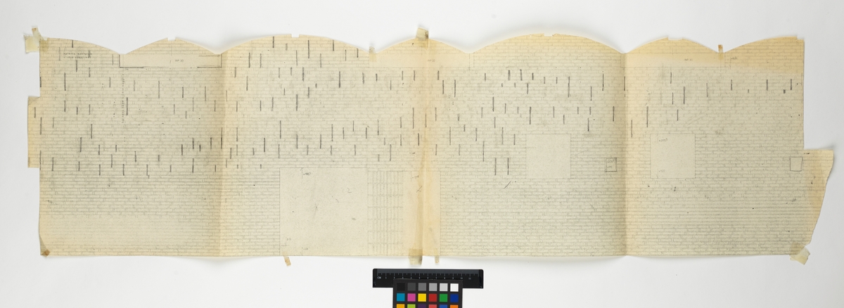 Klippans församlingskyrka, Sankt Petri kyrka
Skiss vägg med utplacerade akustikslitsar