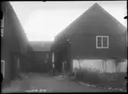 Arboga sf.
Gårdsinteriör, 1925.