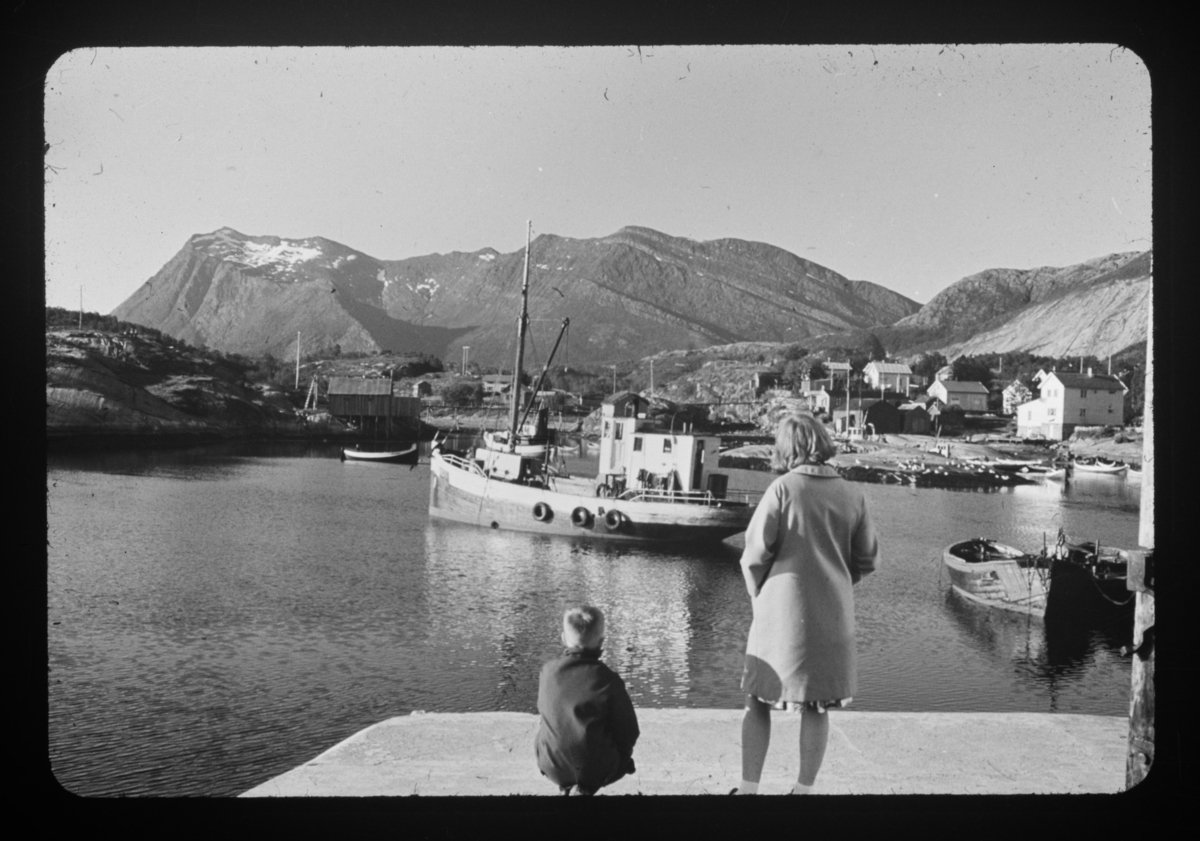 Fiskeskøyte på Bodø havn.