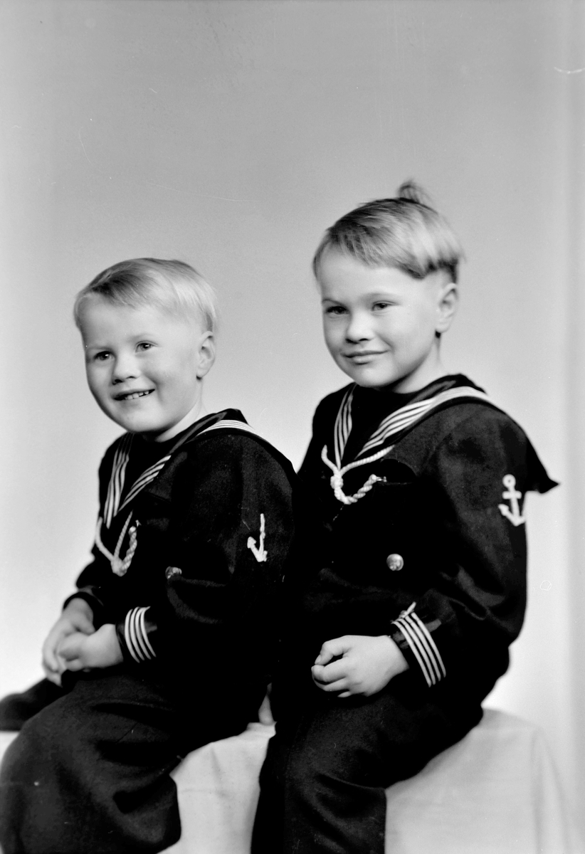 Frank Handå med bror