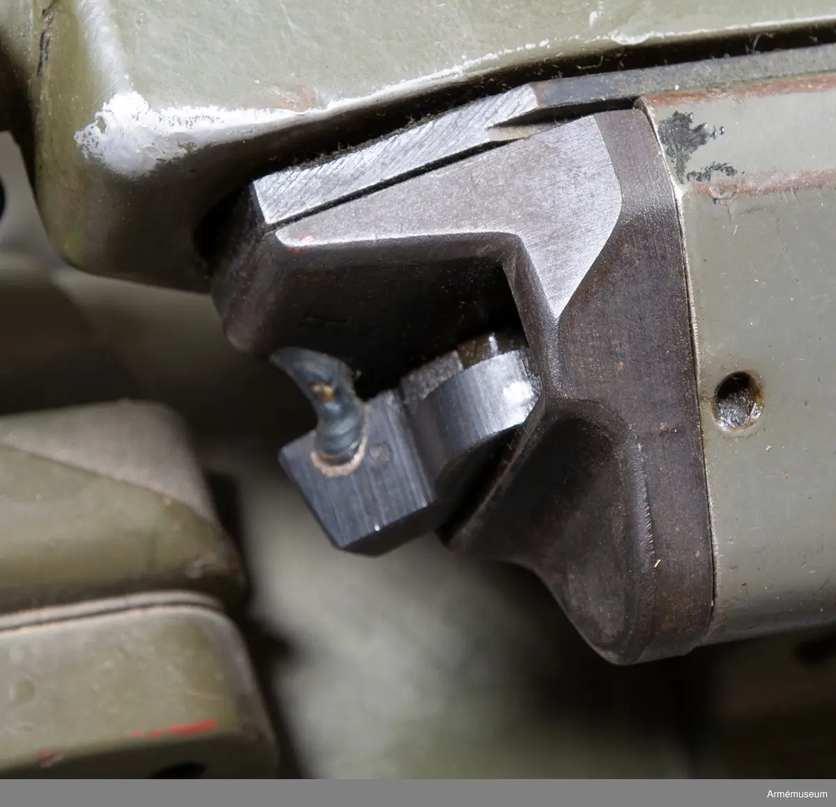 Rekylfri. Varaktigt obrukbar.