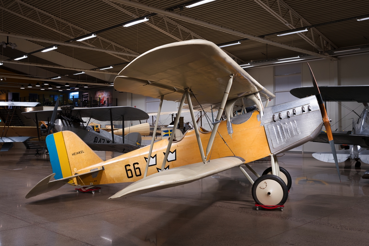 Skolflygplan Sk 5
Heinkel HD 35.

Tresitsigt skolflygplan med Mercedes D.II motor. 
Flygplanet saknade fast beväpning.
Märkning: På sidan kronmärke och siffan 66.